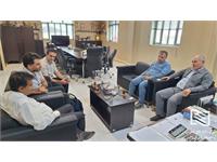 دیدار و جلسه آقای چاکراپانی تاجر بزرگ هندی با سرپرست شرکت انبارهای عمومی آستارا 3