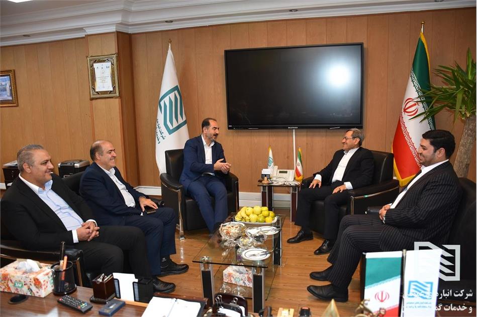 دیدار مدیرعامل شرکت انبارهای عمومی و خدمات گمرکی ایران با نماینده مردم بهارستان و رباط‌کریم در مجلس شورای اسلامی