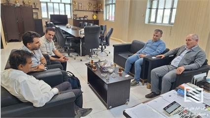 دیدار و جلسه آقای چاکراپانی تاجر بزرگ هندی با سرپرست شرکت انبارهای عمومی آستارا 3